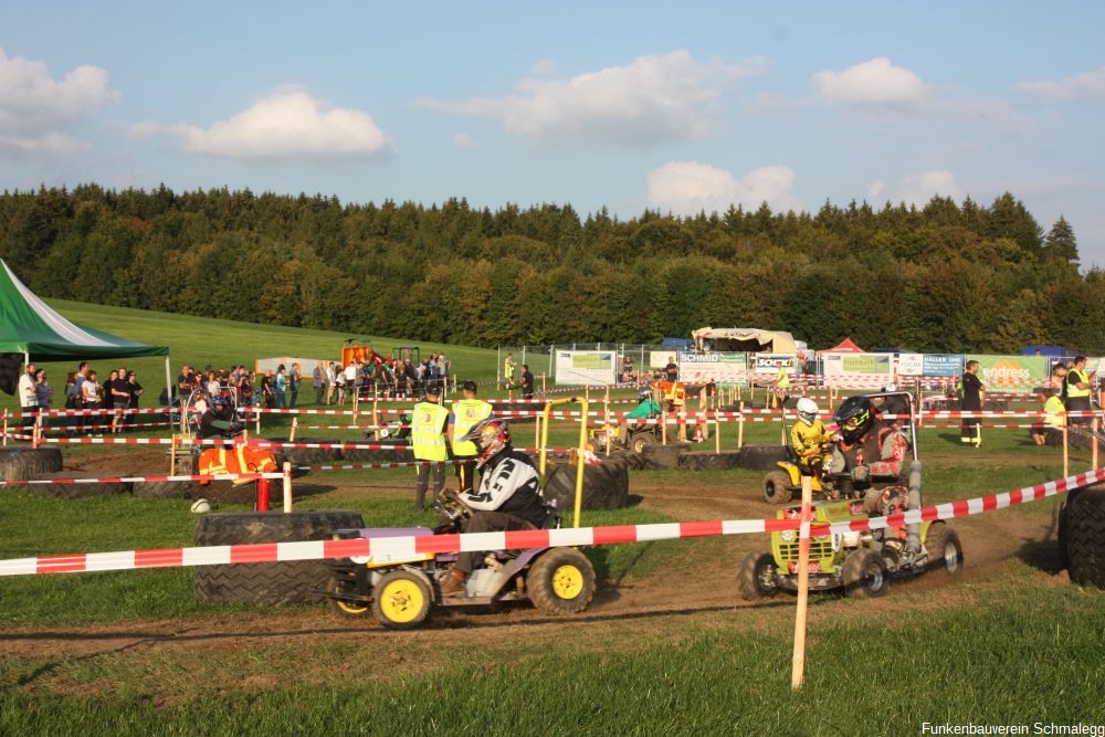 2018-09-15 Rasenmähertraktorrennen Leupolz 150