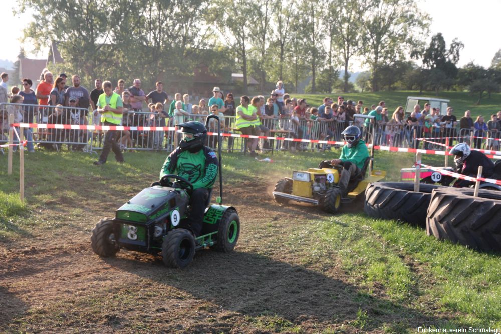 2018-09-15 Rasenmähertraktorrennen Leupolz 152