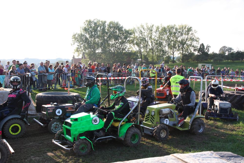 2018-09-15 Rasenmähertraktorrennen Leupolz 154