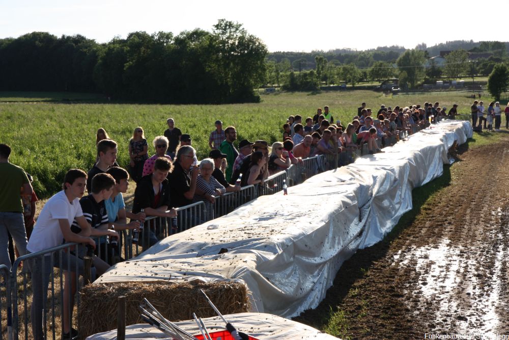 2019-06-08 Rasenmäher Racing Teil 3 - Rennen 1