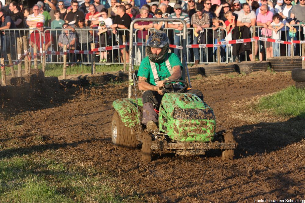 2019-06-08 Rasenmäher Racing Teil 3 - Rennen 40