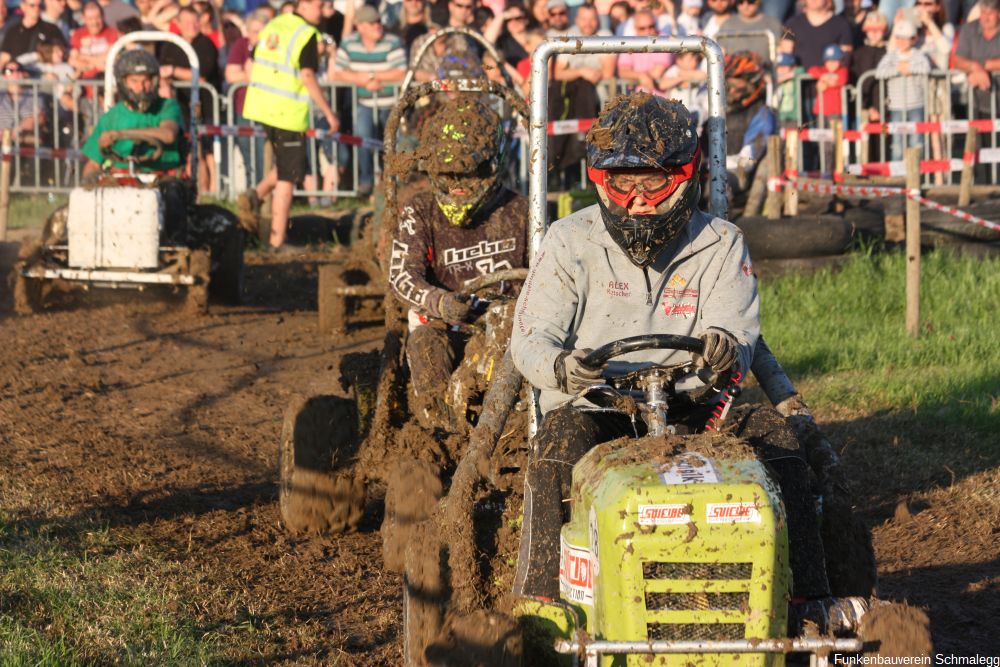 2019-06-08 Rasenmäher Racing Teil 3 - Rennen 42