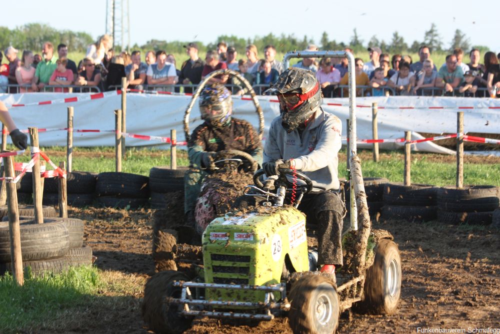 2019-06-08 Rasenmäher Racing Teil 3 - Rennen 47