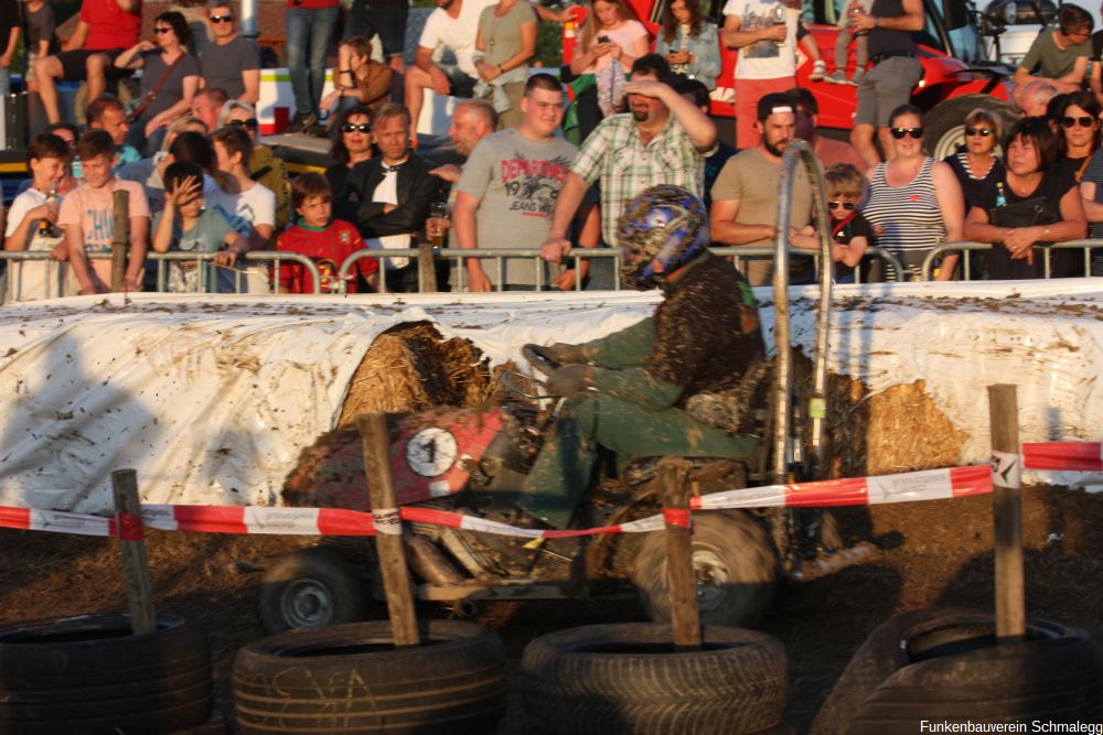 2019-06-08 Rasenmäher Racing Teil 3 - Rennen 94