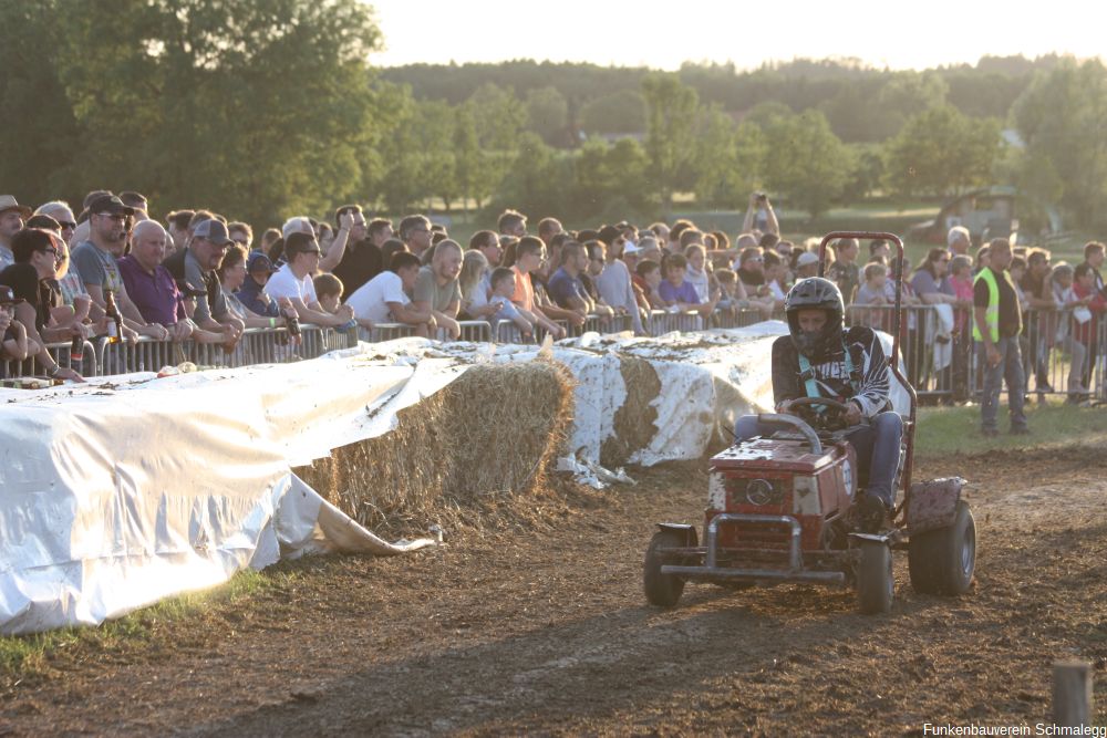 2019-06-08 Rasenmäher Racing Teil 3 - Rennen 96