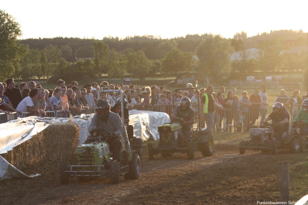 2019-06-08 Rasenmäher Racing Teil 3 - Rennen 100