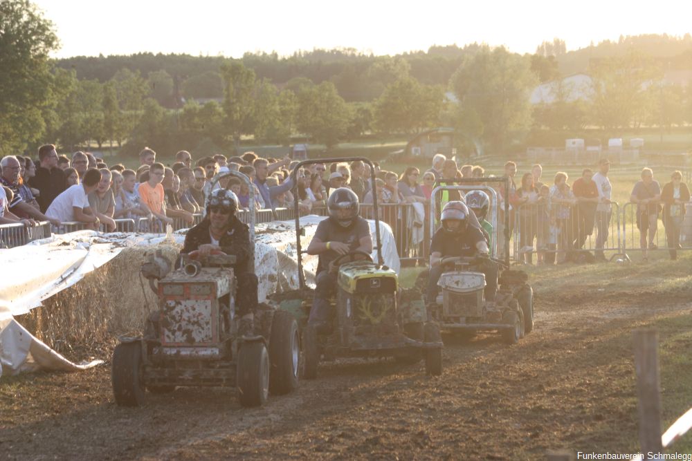 2019-06-08 Rasenmäher Racing Teil 3 - Rennen 101