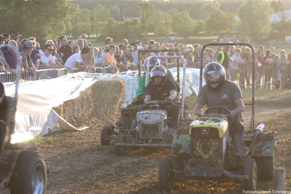 2019-06-08 Rasenmäher Racing Teil 3 - Rennen 102