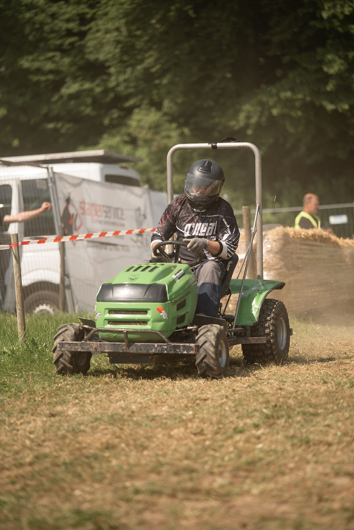 2023-05-27 Rasenmäher-Racing 58