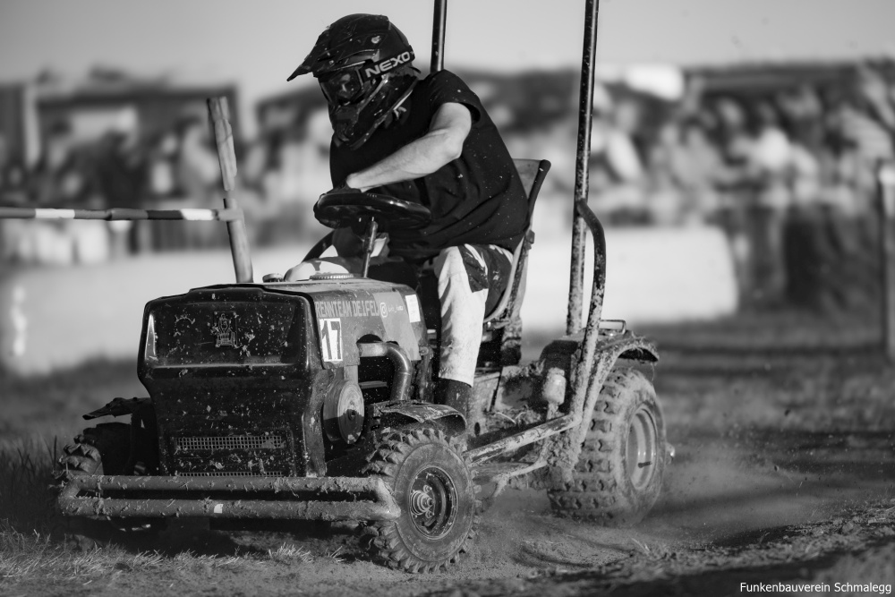 2026-05-23 Rasenm&auml;her-Racing 105